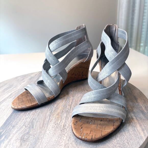 Donald J Pliner Jemi Silver Crisscross Wedge Sandals 8.5 M 8.5 Cork Heel Straps - Picture 3 of 10